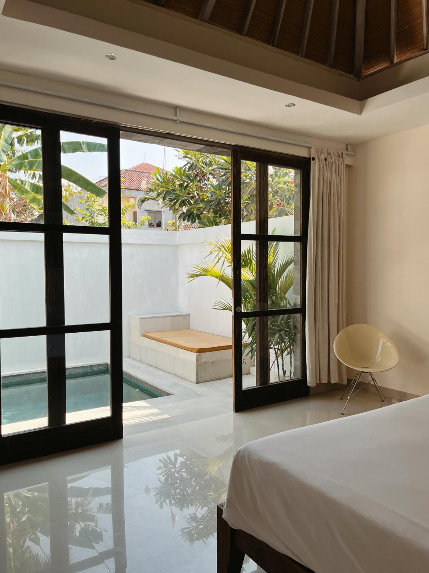 Aster Villa Seminyak Экстерьер фото